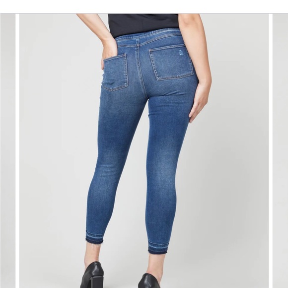 Spanx Distressed Skinny Jeans - Picture 1 of 6